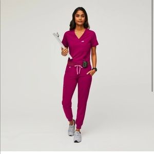 Figs Dark Magenta Scrub Set